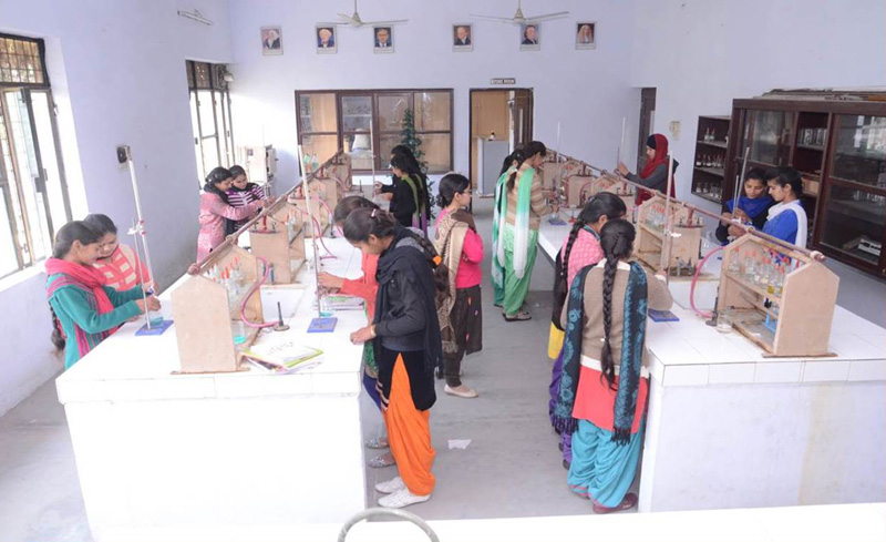 college-science Science Lab